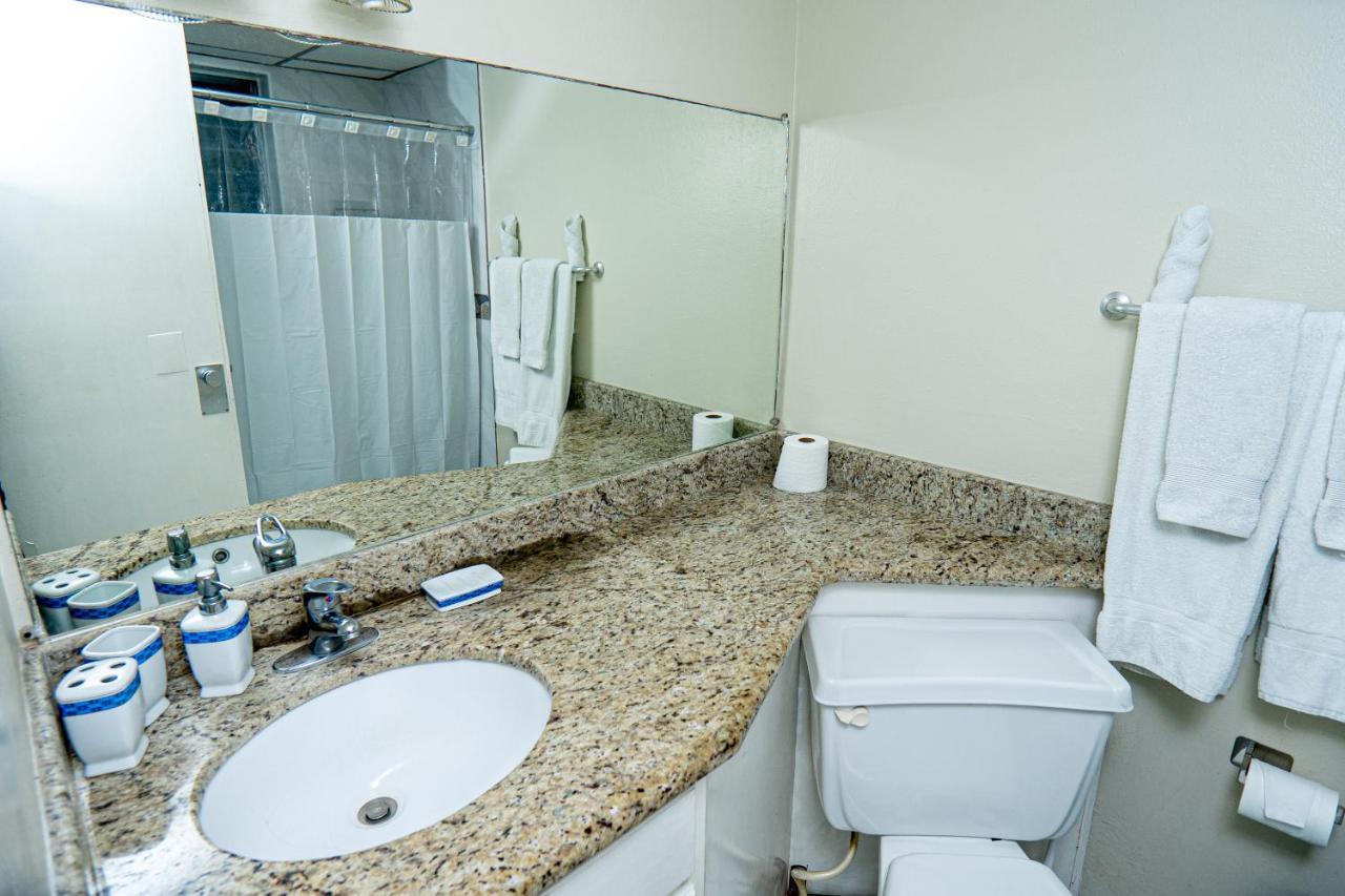 Welcome To Stunning Ocean Views At Studio 503 Montego Bay Eksteriør bilde